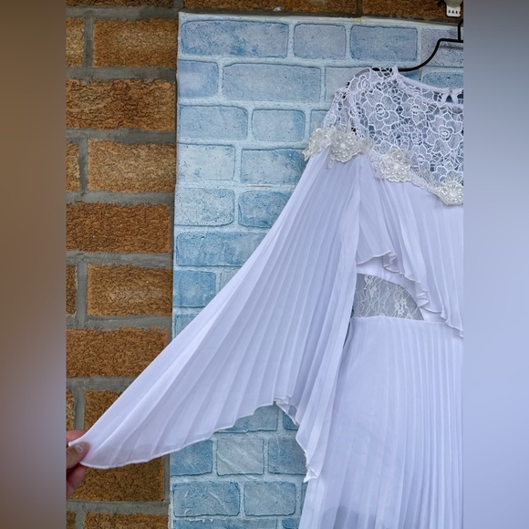 raisa vanessa trendyol white pleated lace embroidered mini dress size 36/6 - Picture 4 of 16